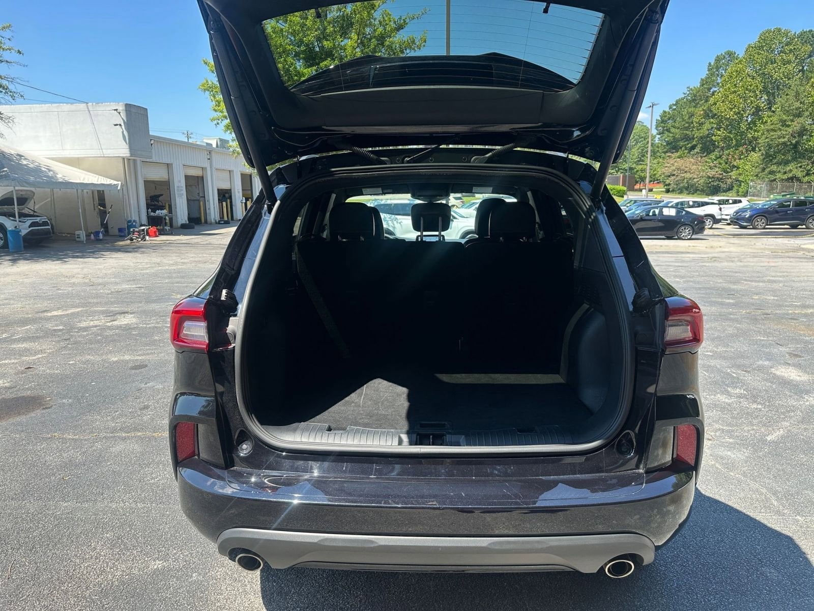 Thumbnail: 2024 Ford Escape - 31