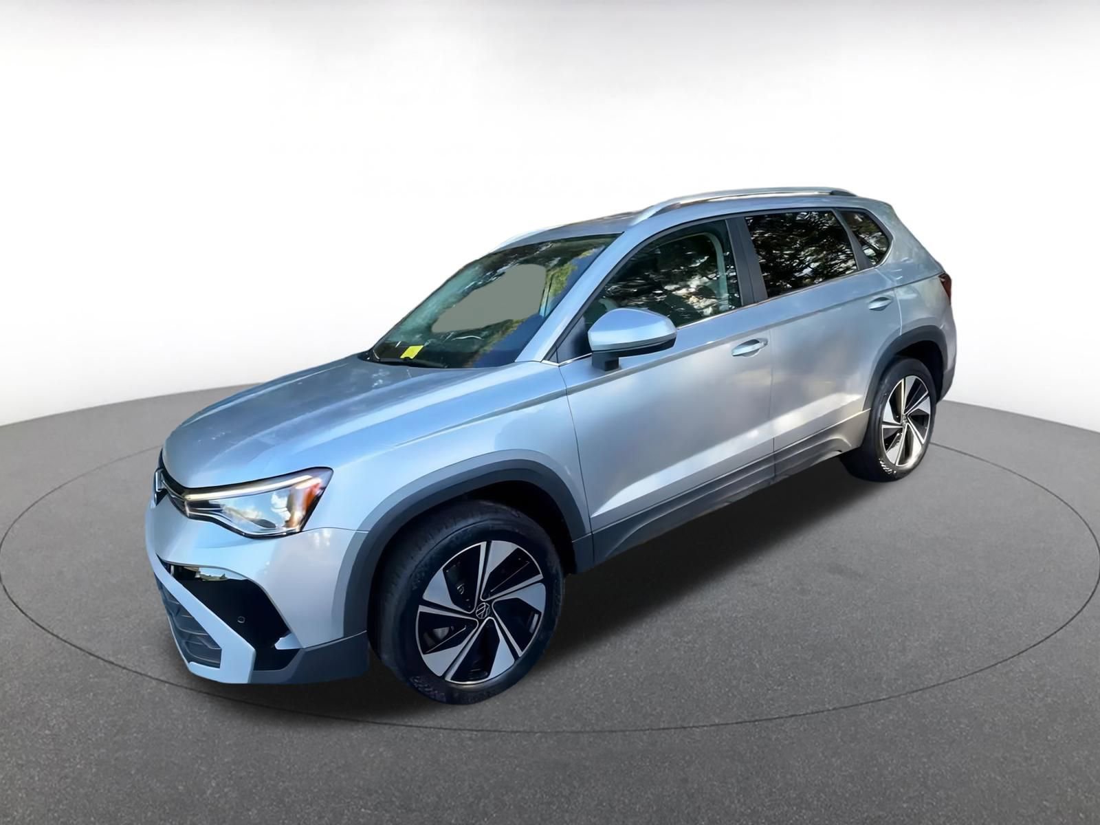 Thumbnail: 2025 Volkswagen Taos - 8