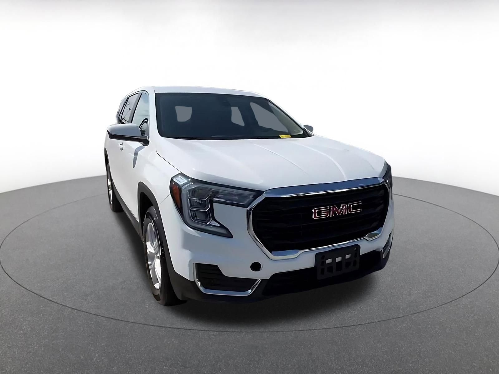 Thumbnail: 2024 GMC Terrain - 3