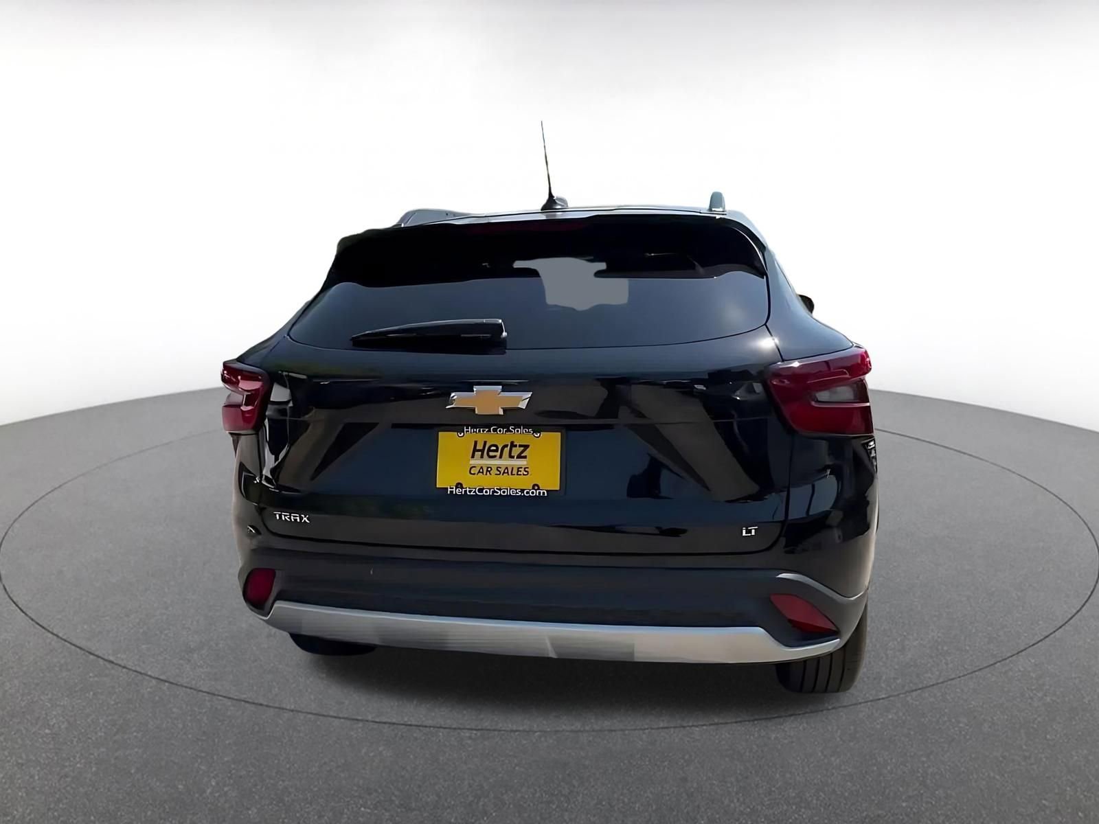 Thumbnail: 2025 Chevrolet Trax - 14