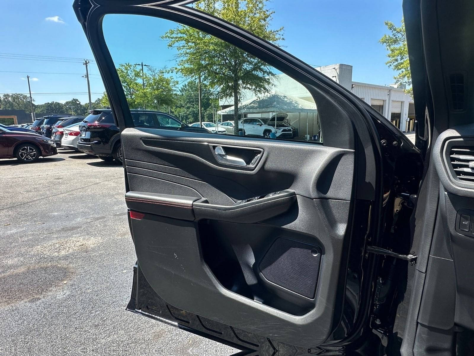 Thumbnail: 2024 Ford Escape - 20