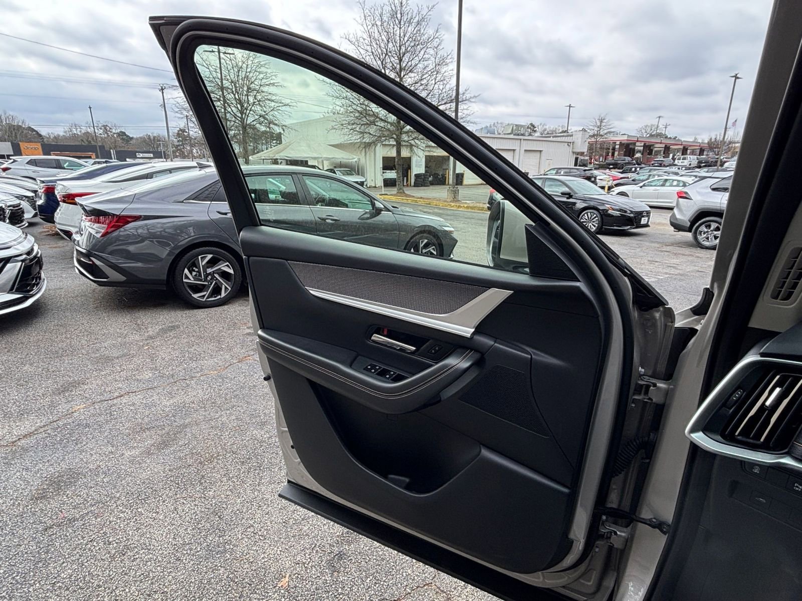 Thumbnail: 2025 Mazda CX-90 - 18