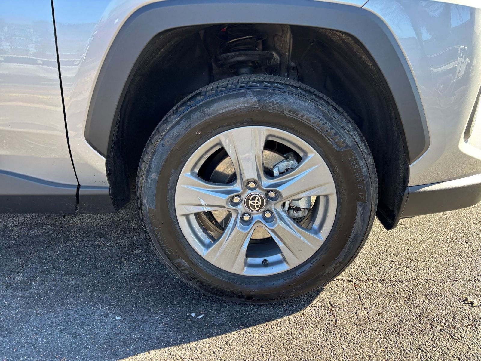 Thumbnail: 2025 Toyota RAV4 - 30