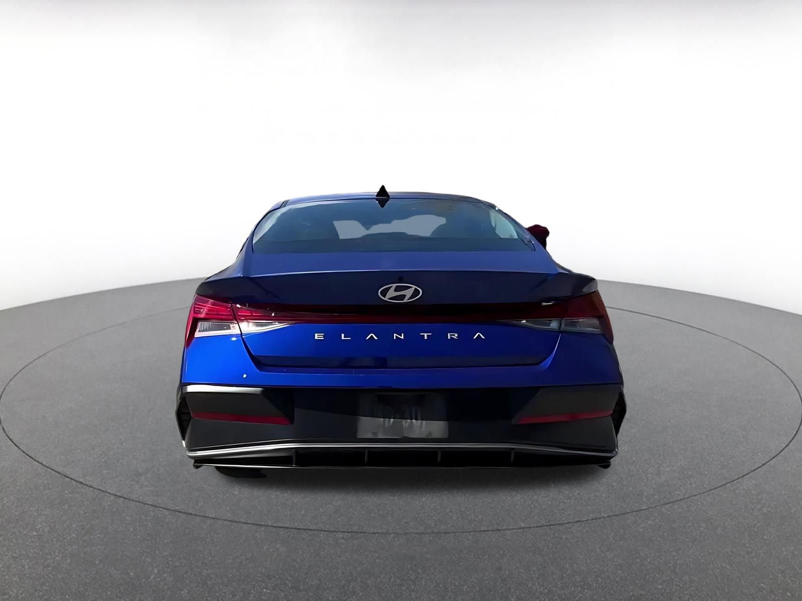 Thumbnail: 2025 Hyundai Elantra - 12