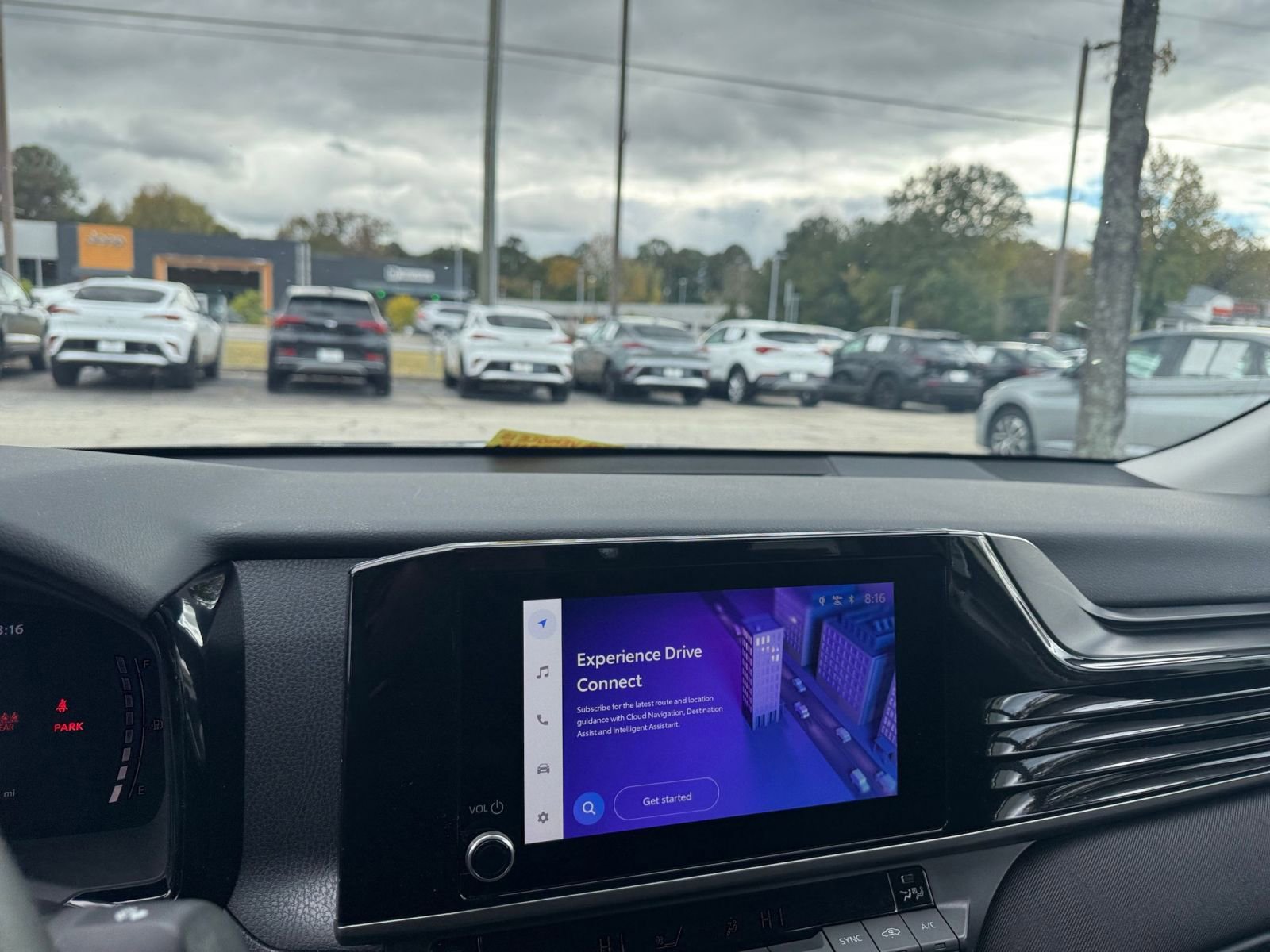 Thumbnail: 2025 Toyota Camry - 18