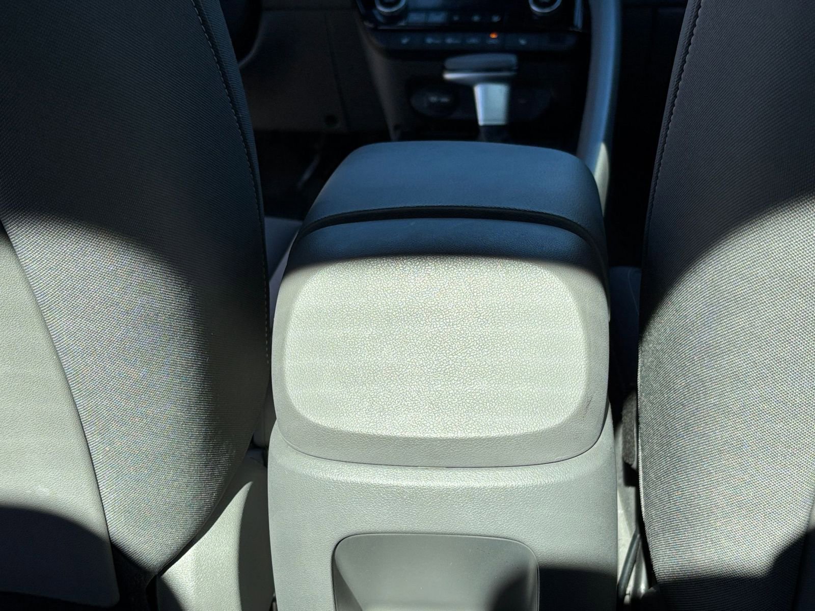 Thumbnail: 2025 Hyundai Elantra - 24