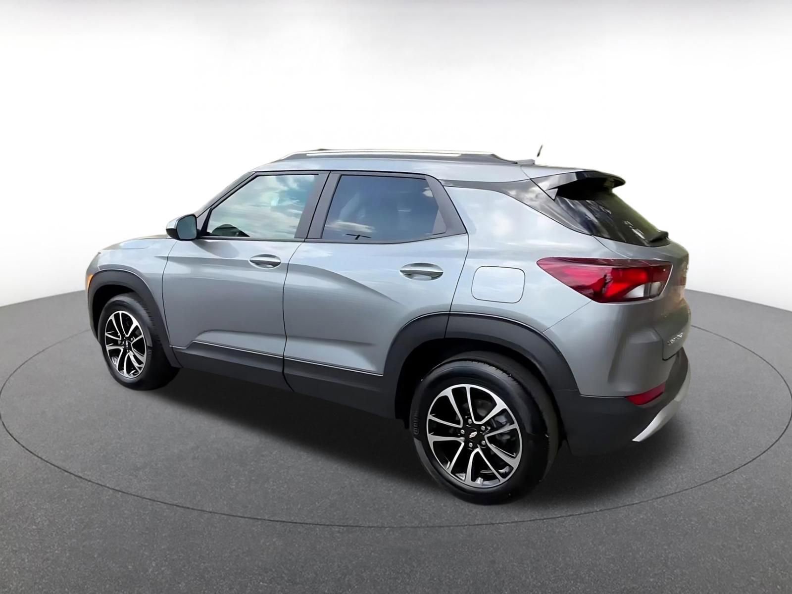 Thumbnail: 2025 Chevrolet TrailBlazer - 10