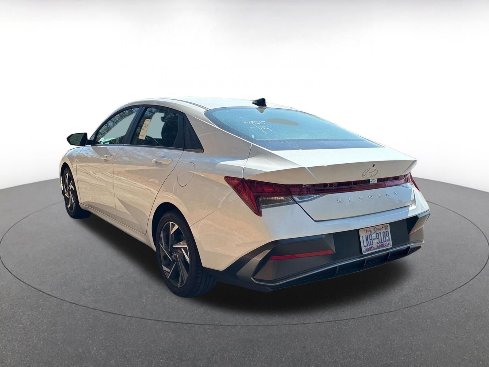 Thumbnail: 2025 Hyundai Elantra - 5