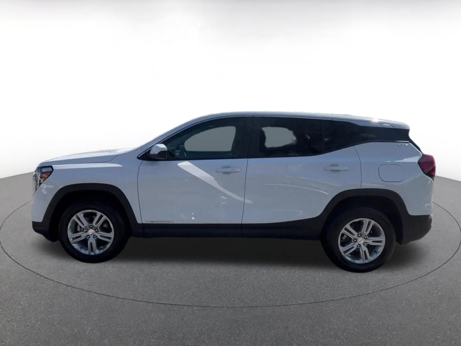 Thumbnail: 2024 GMC Terrain - 9