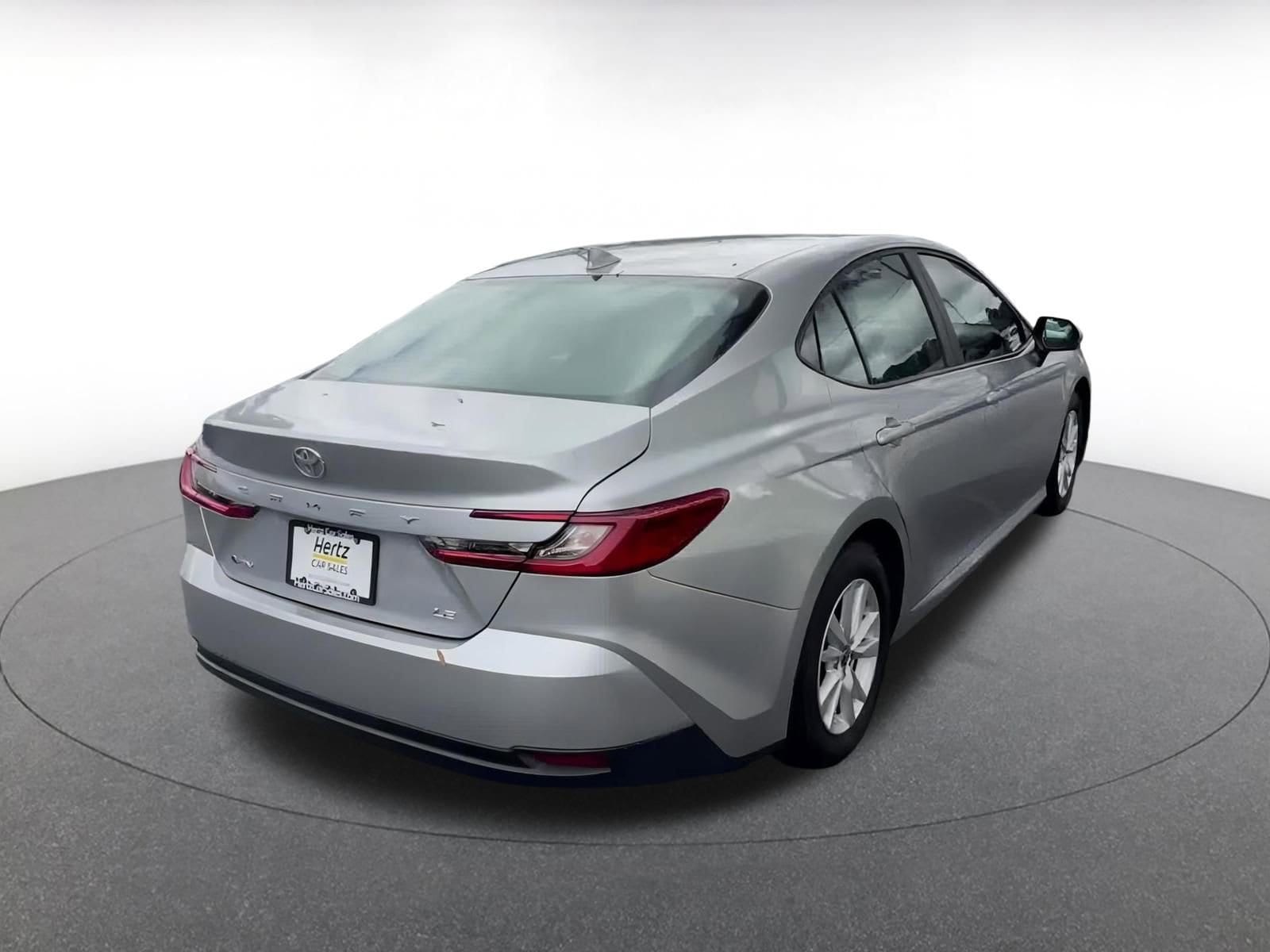 Thumbnail: 2025 Toyota Camry - 14