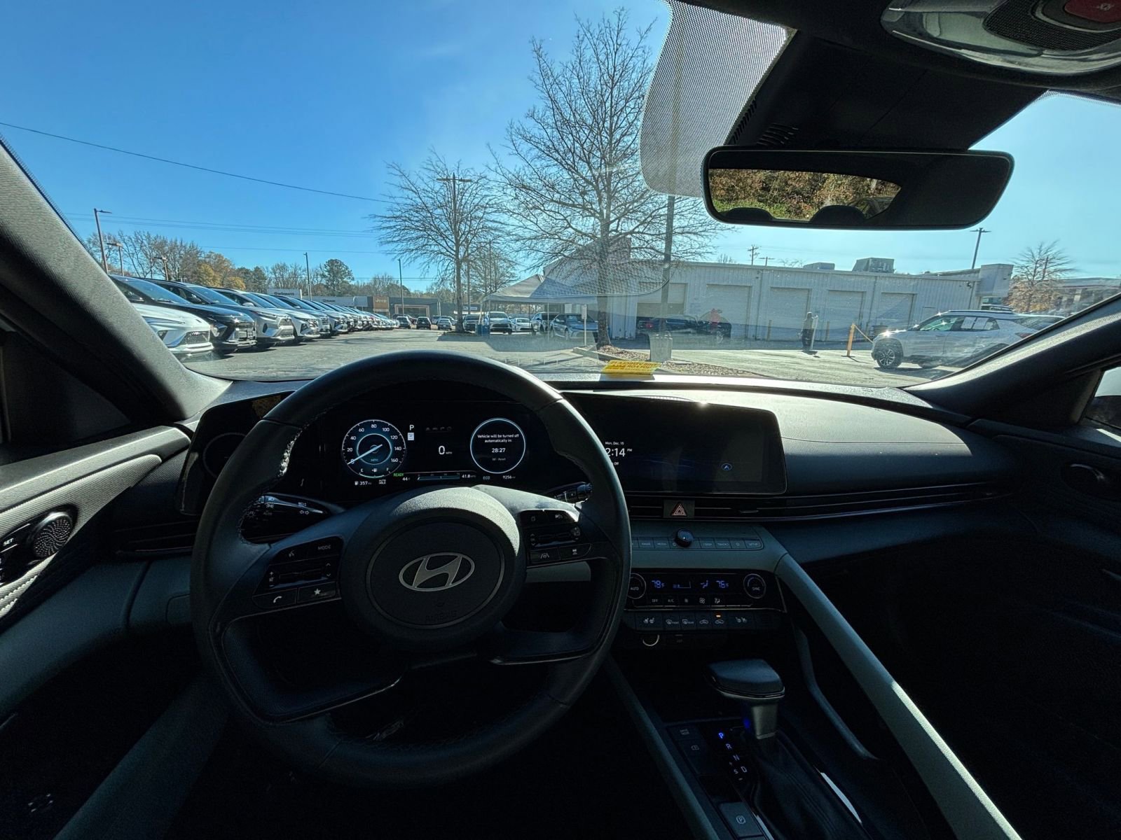 Thumbnail: 2025 Hyundai Elantra - 33