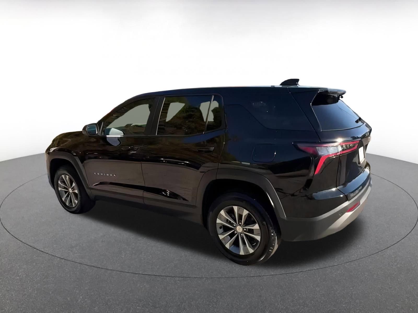 Thumbnail: 2025 Chevrolet Equinox - 10