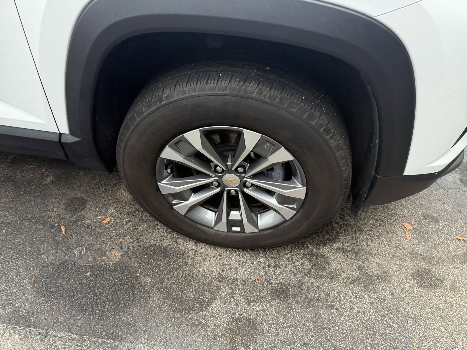 Thumbnail: 2025 Chevrolet Equinox - 30