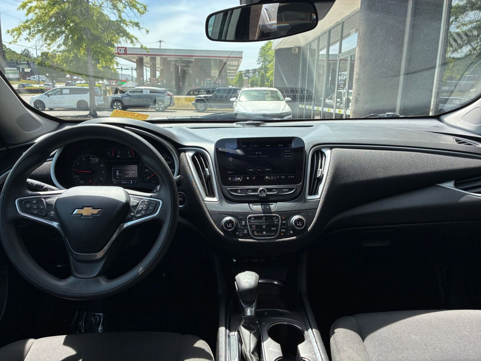Thumbnail: 2023 Chevrolet Malibu - 35