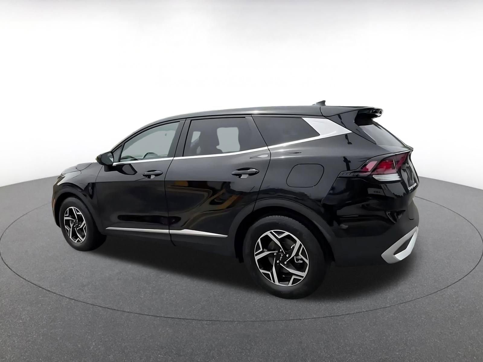 Thumbnail: 2025 Kia Sportage - 10