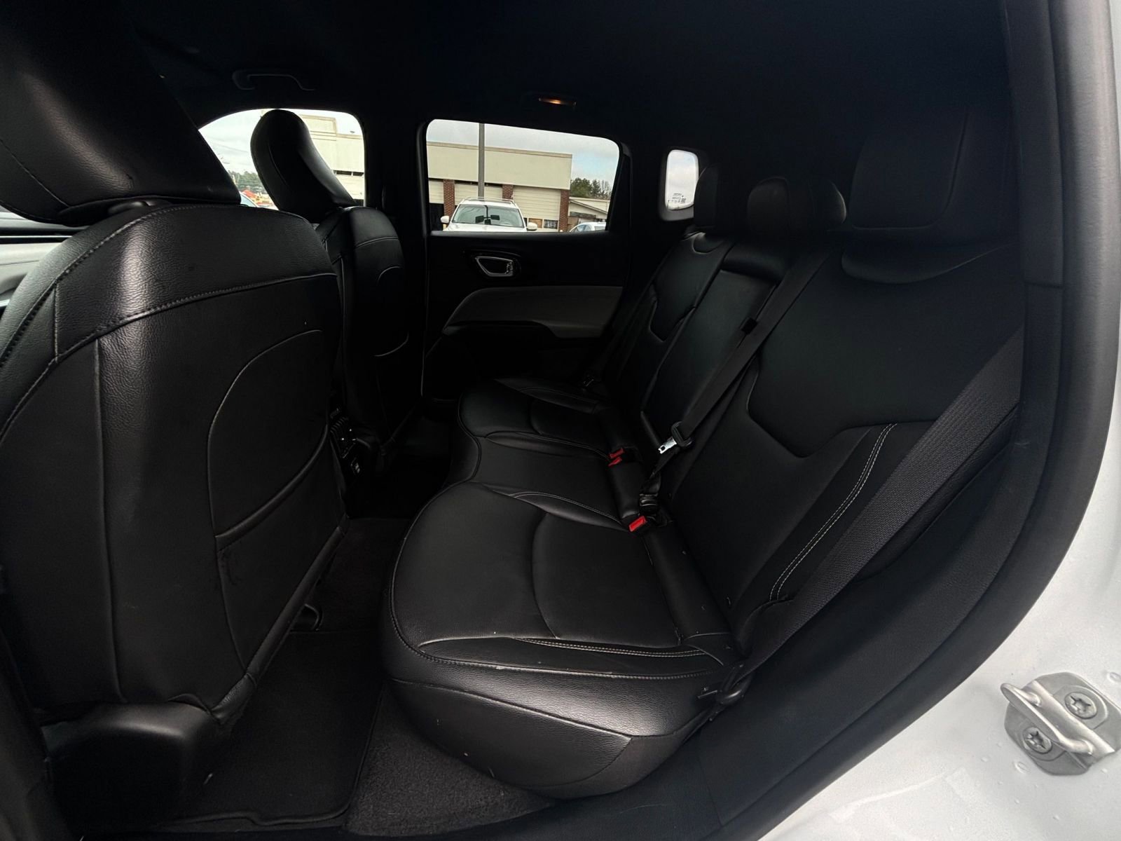 Thumbnail: 2025 Jeep Compass - 32