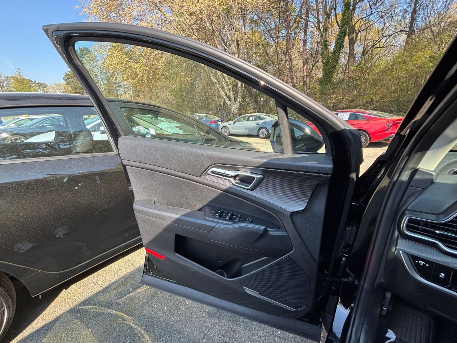 Thumbnail: 2025 Kia Sportage - 18