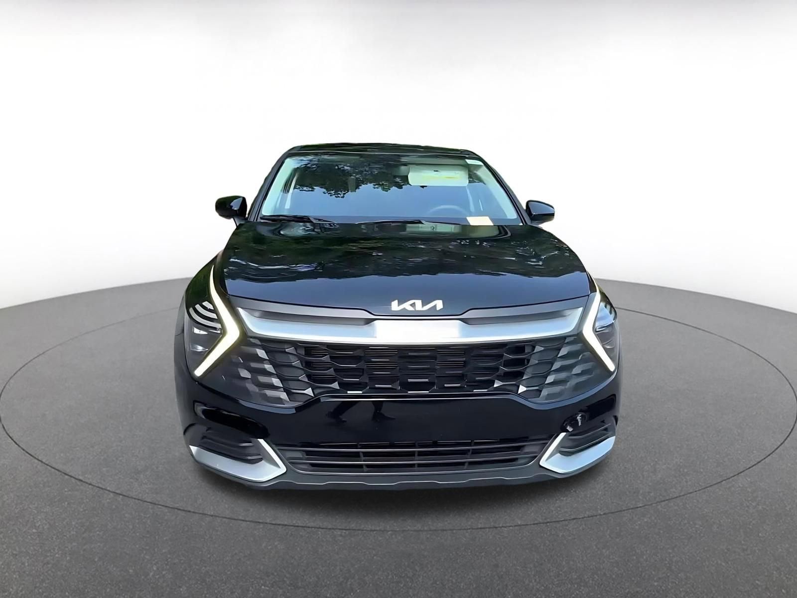 Thumbnail: 2025 Kia Sportage - 3