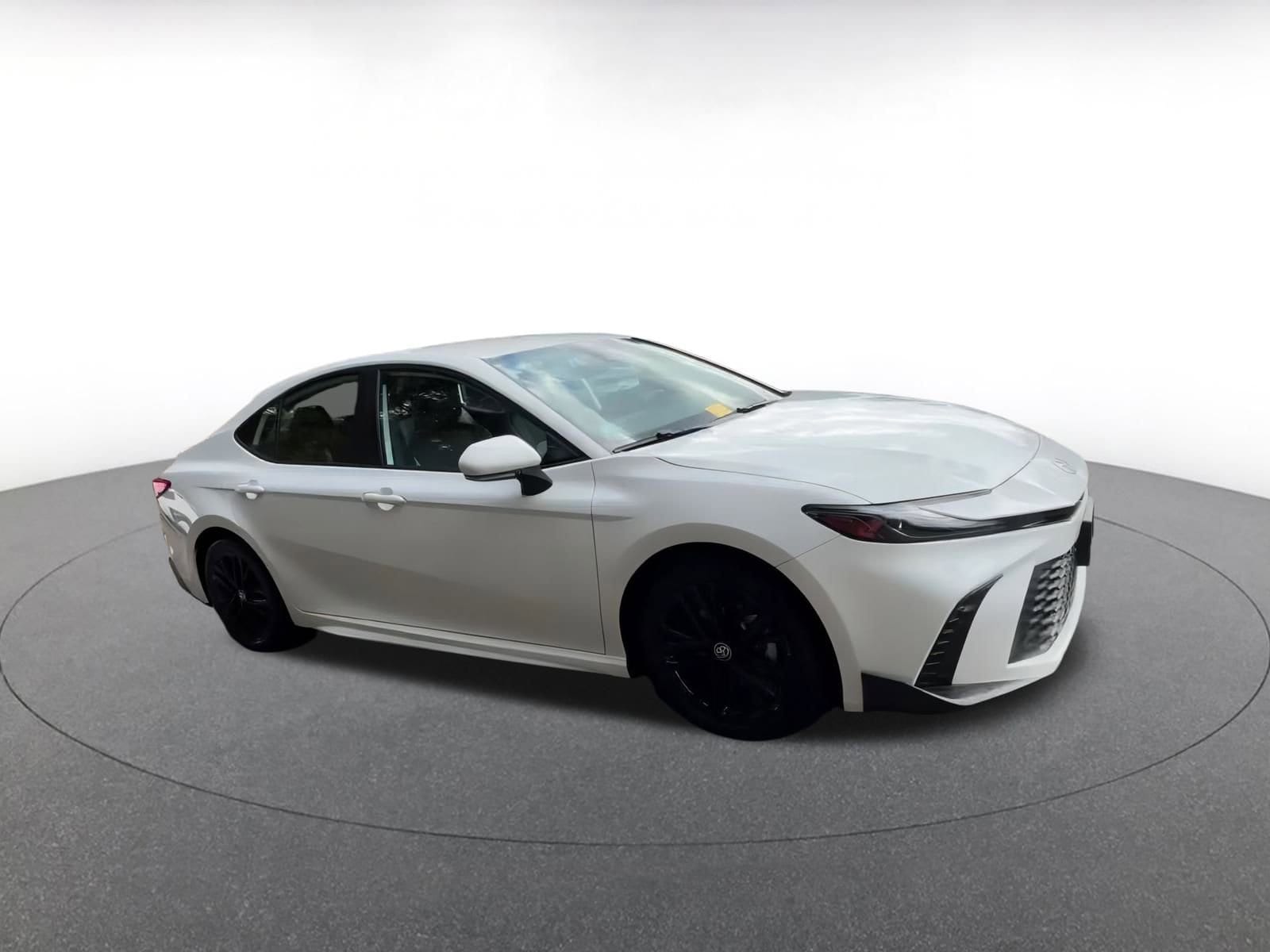 Thumbnail: 2025 Toyota Camry - 4