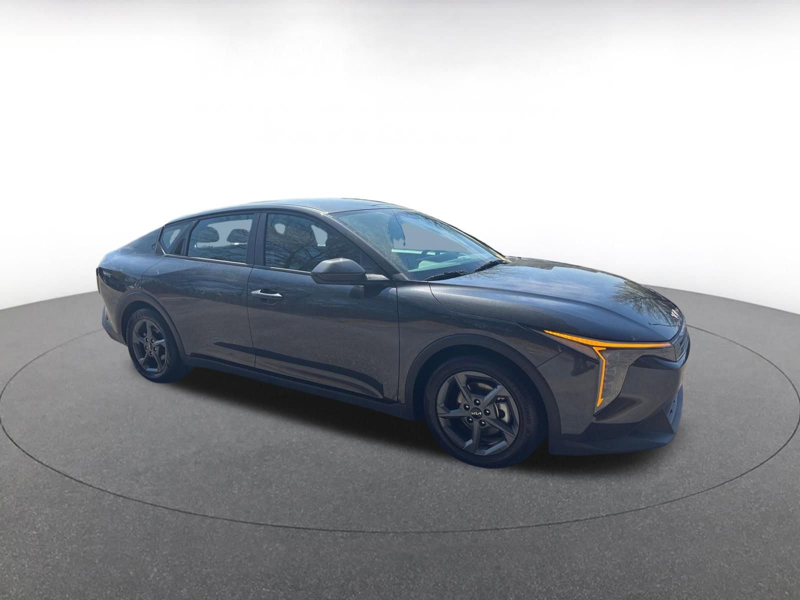 Thumbnail: 2025 Kia K4 - 1