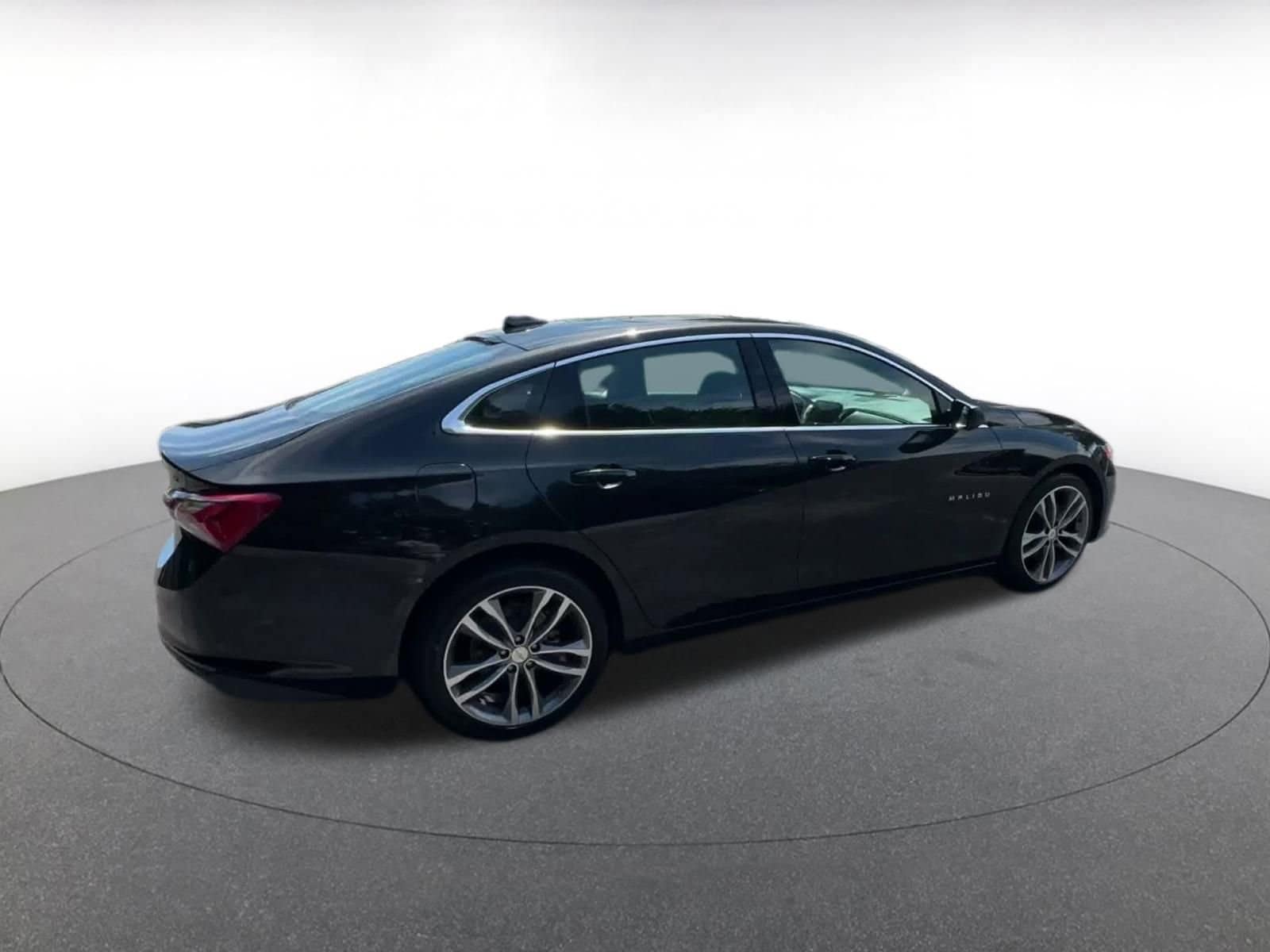 Thumbnail: 2024 Chevrolet Malibu - 15