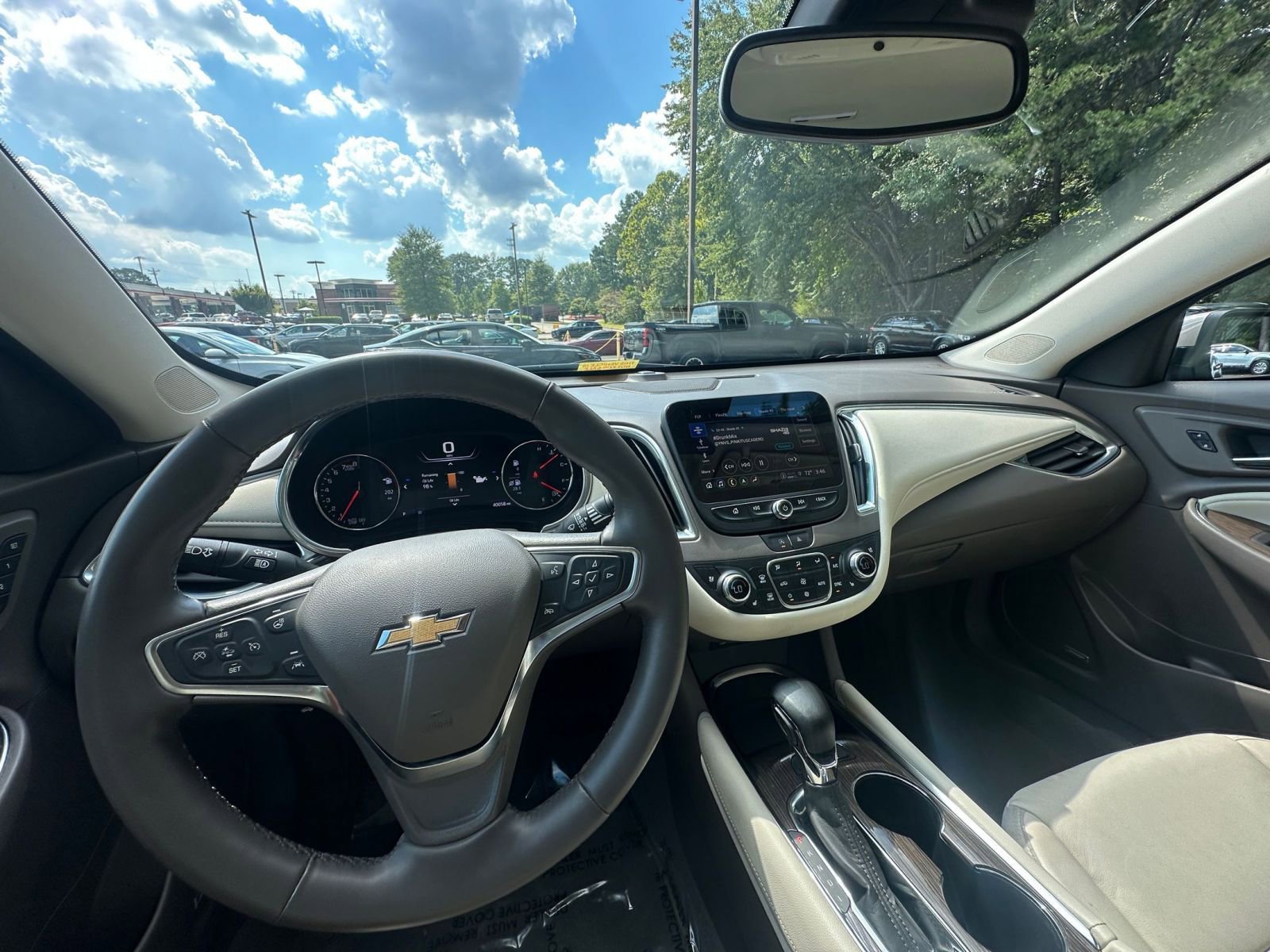 Thumbnail: 2024 Chevrolet Malibu - 33