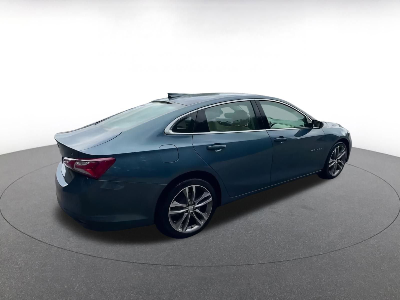 Thumbnail: 2024 Chevrolet Malibu - 15