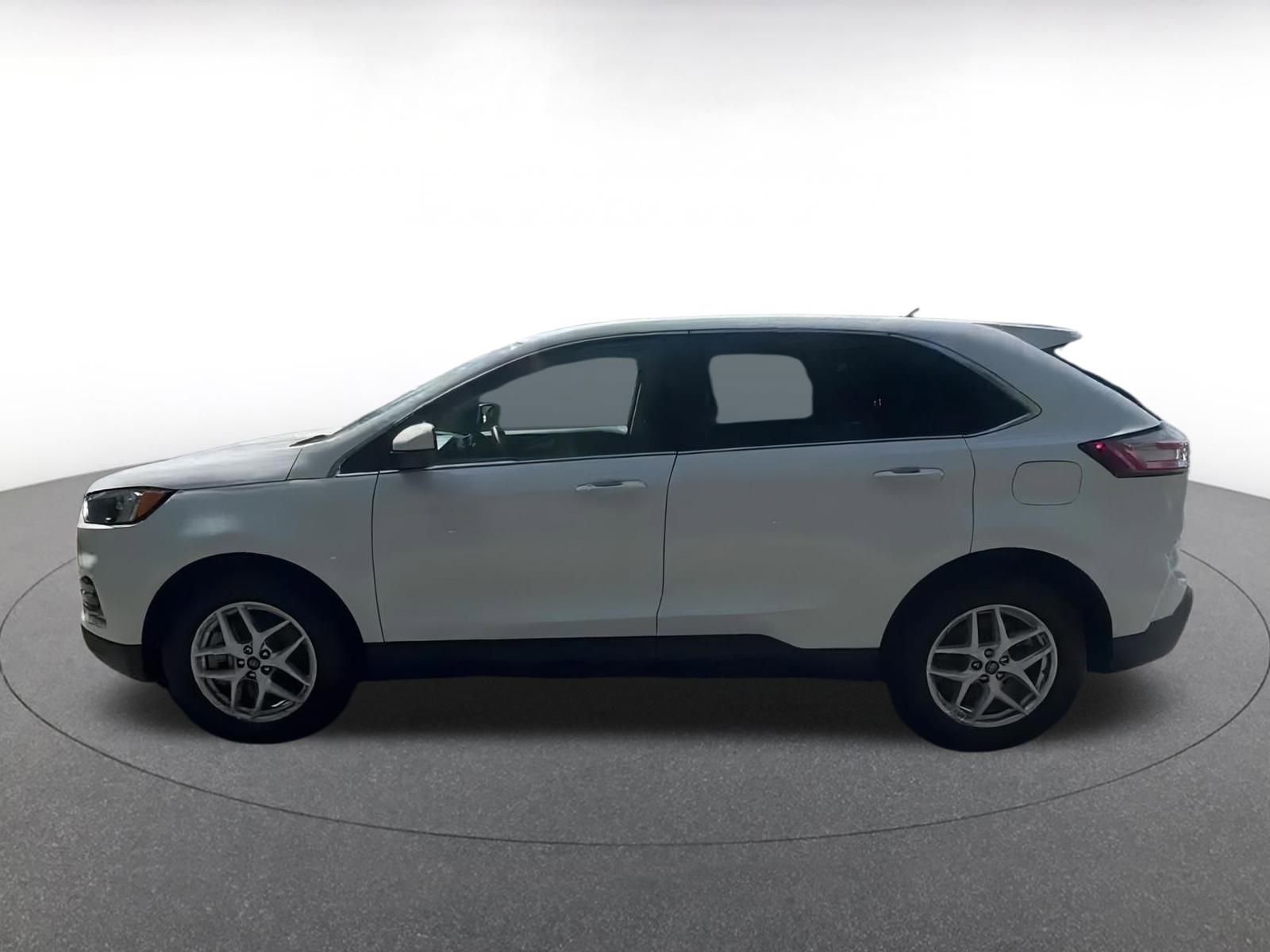 Thumbnail: 2024 Ford Edge - 8
