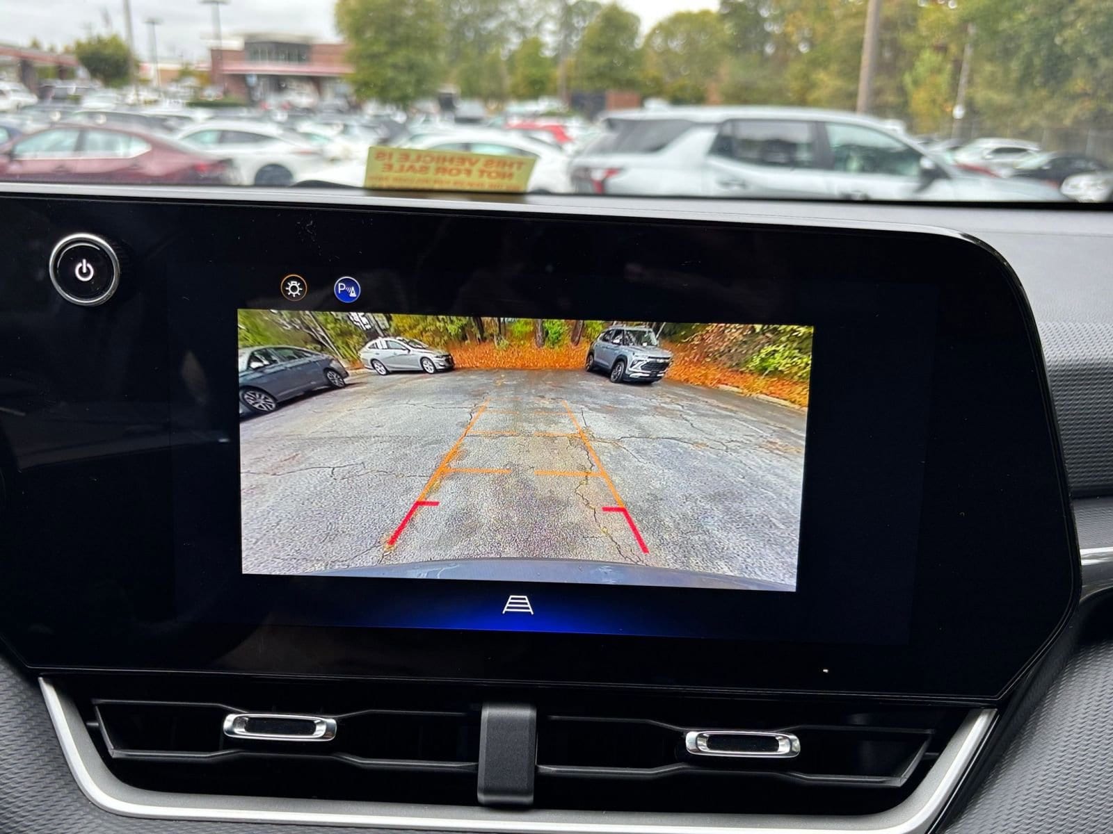 Thumbnail: 2025 Chevrolet Equinox - 17