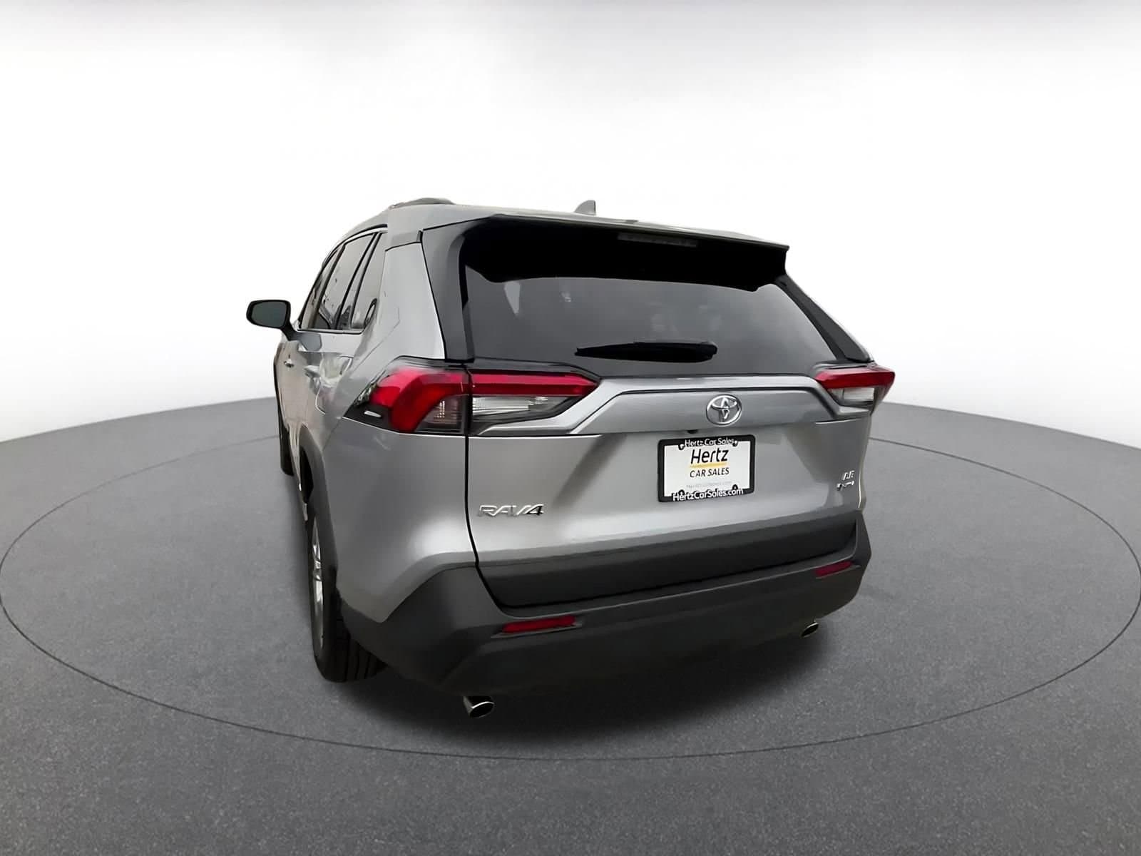 Thumbnail: 2025 Toyota RAV4 - 11