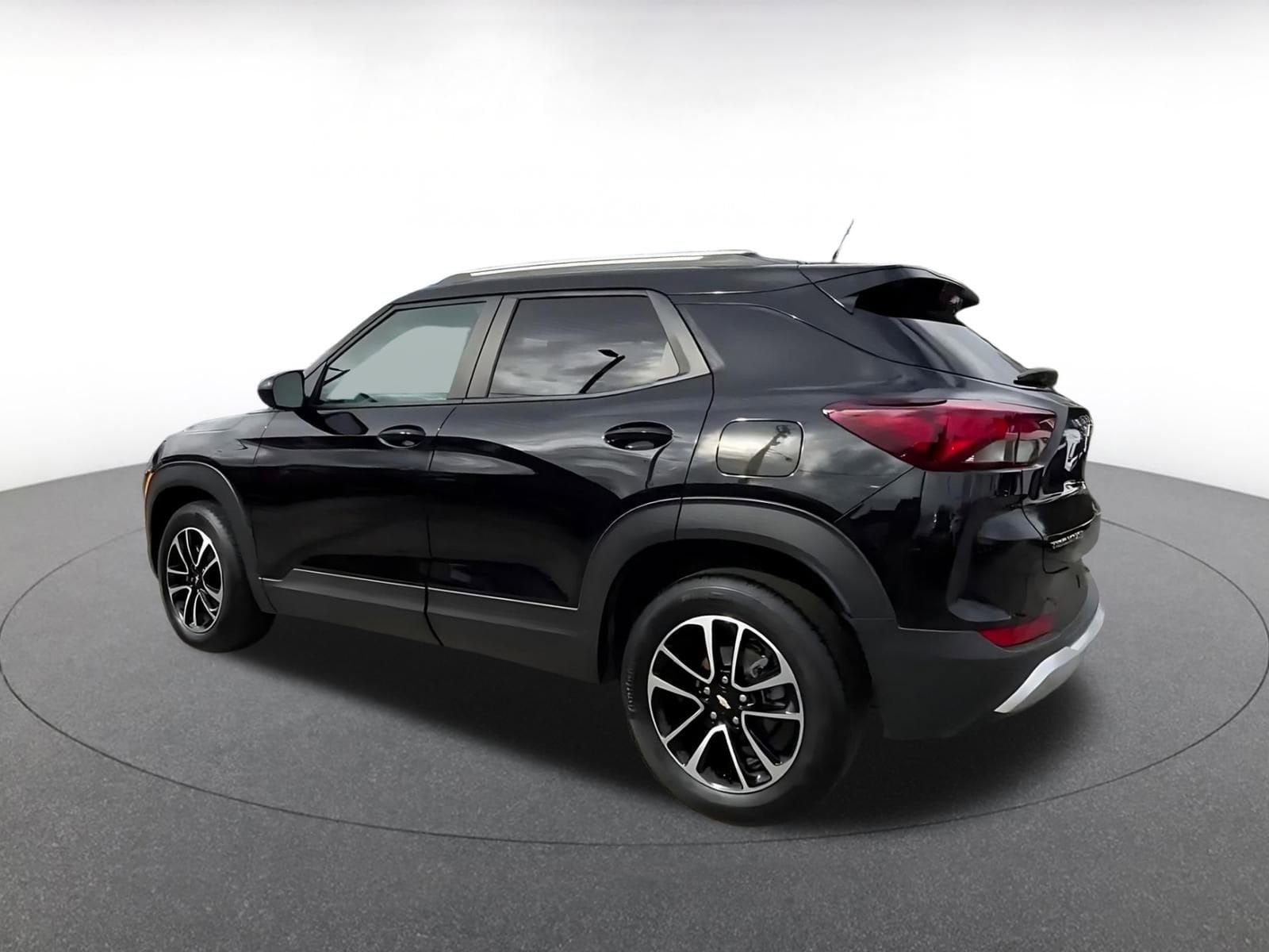 Thumbnail: 2025 Chevrolet TrailBlazer - 10