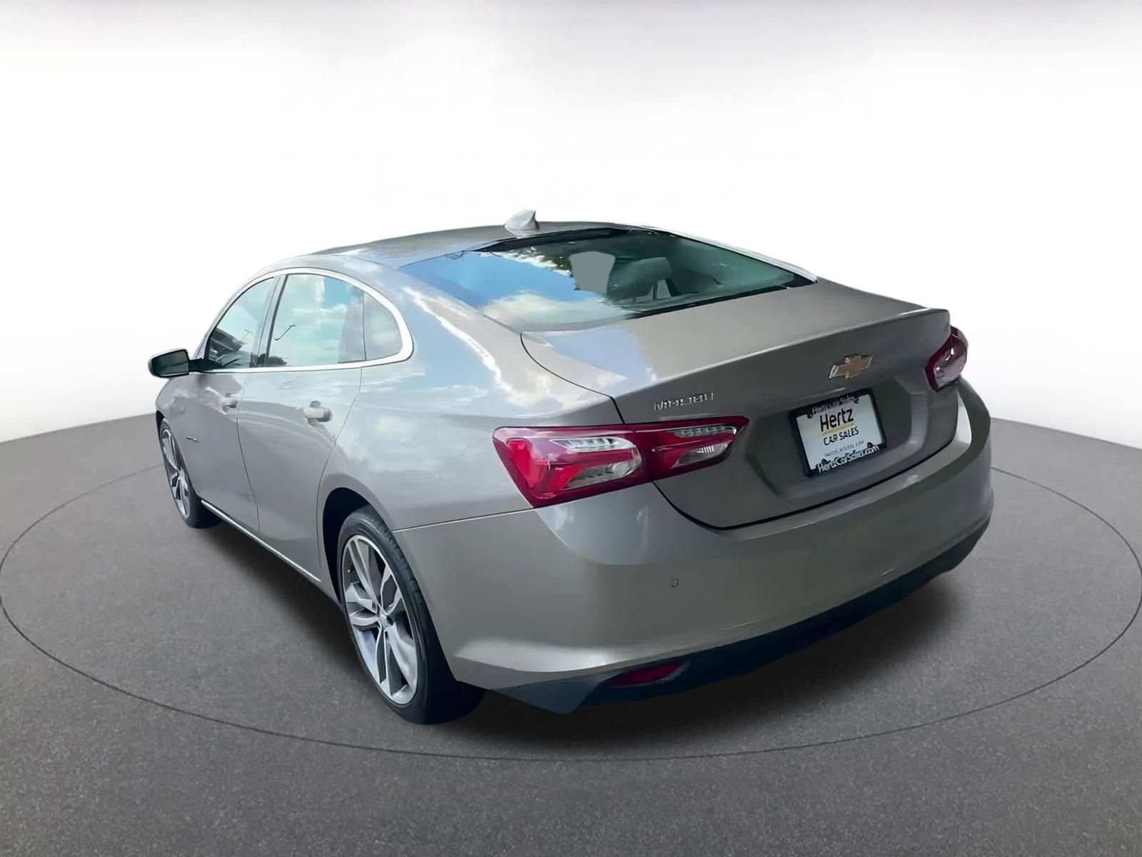 Thumbnail: 2024 Chevrolet Malibu - 11