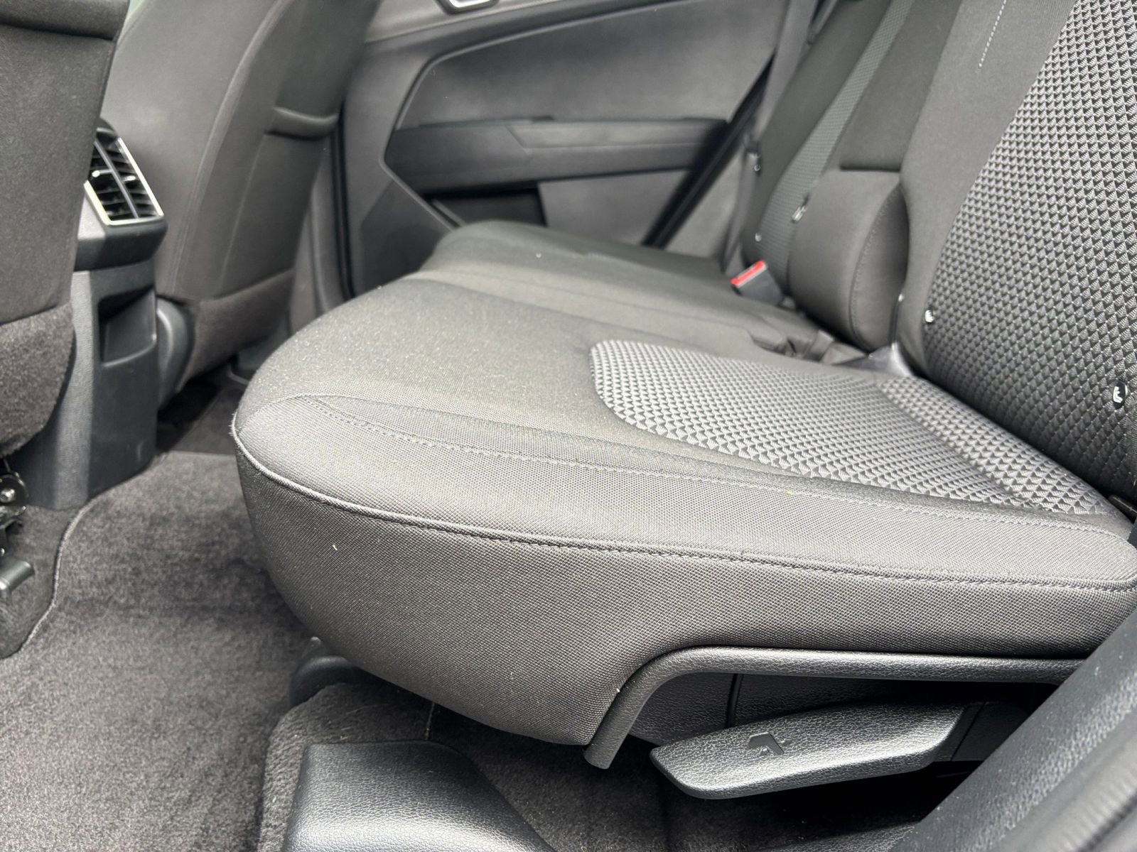 Thumbnail: 2025 Kia Sportage - 25