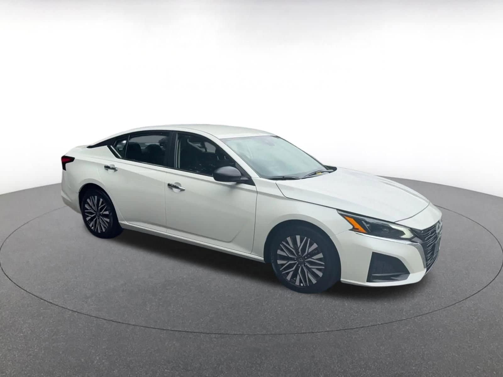 Thumbnail: 2024 Nissan Altima - 2