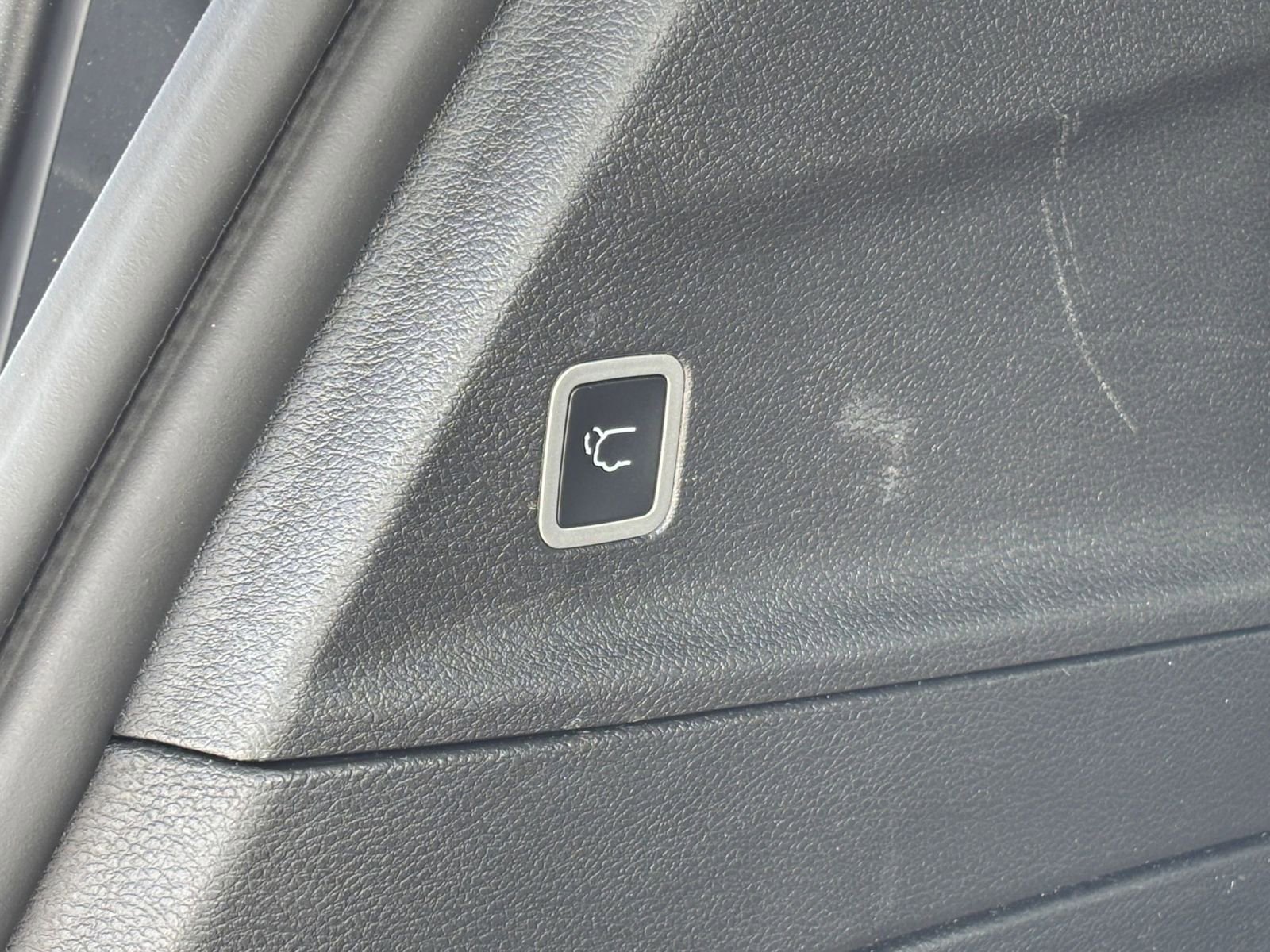 Thumbnail: 2025 Chrysler Pacifica - 22