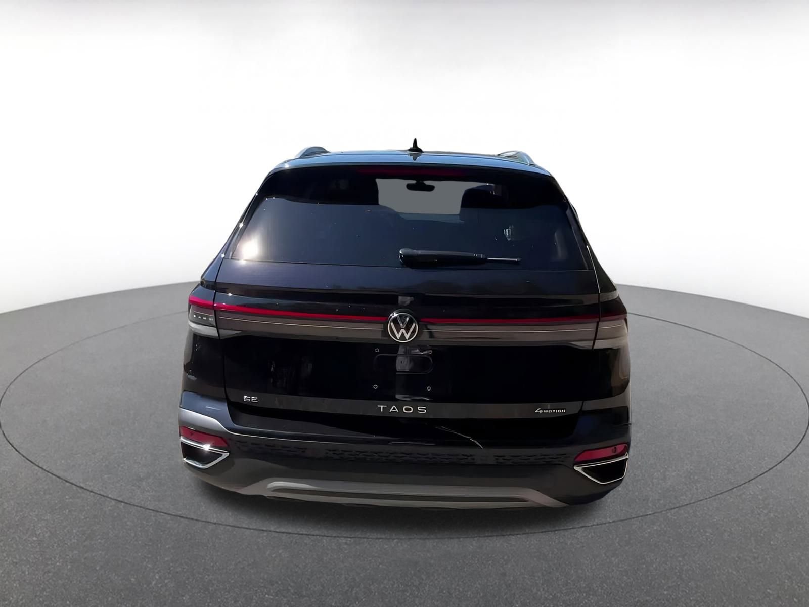 Thumbnail: 2025 Volkswagen Taos - 11