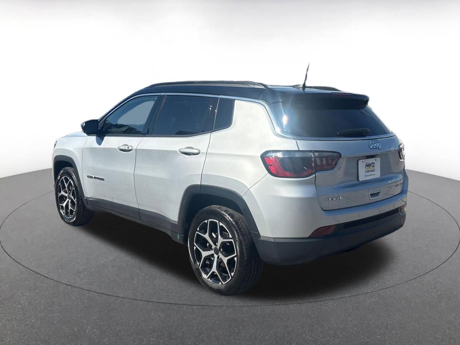 Thumbnail: 2025 Jeep Compass - 14
