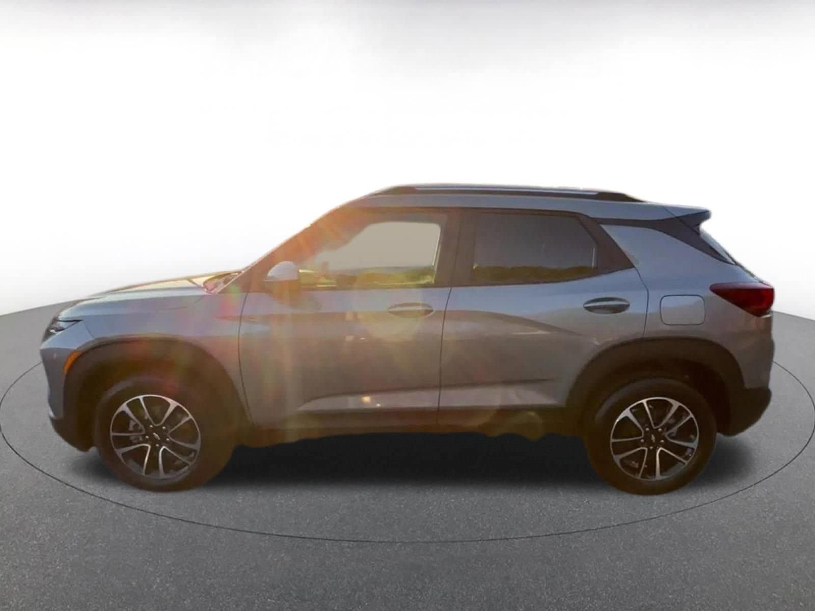 Thumbnail: 2025 Chevrolet TrailBlazer - 9