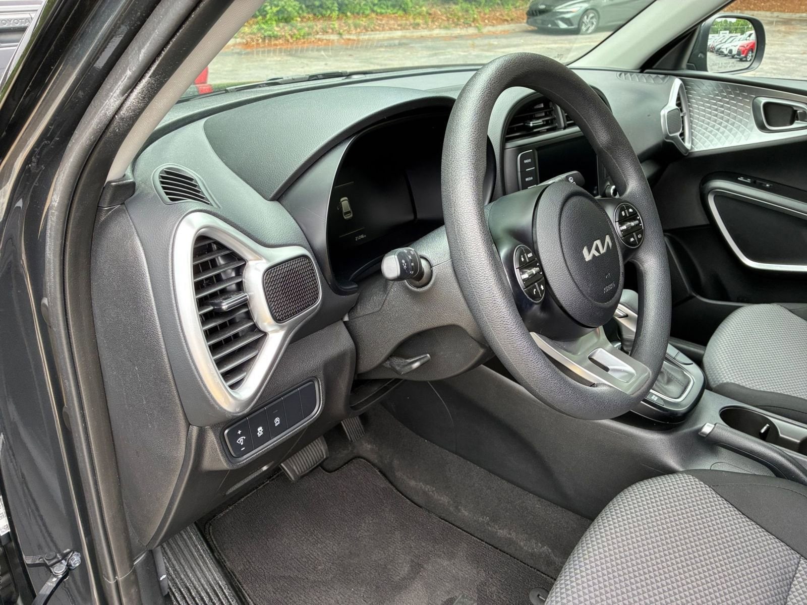 Thumbnail: 2025 Kia Soul - 34