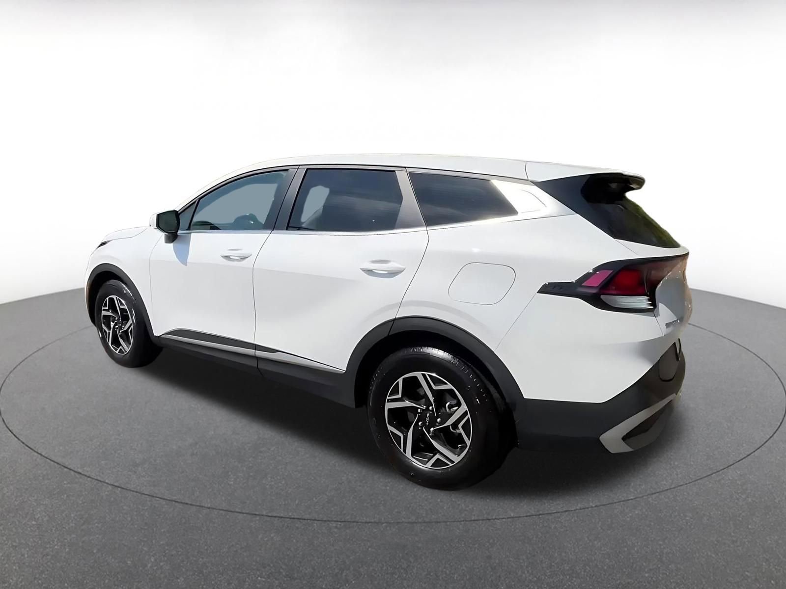 Thumbnail: 2025 Kia Sportage - 10