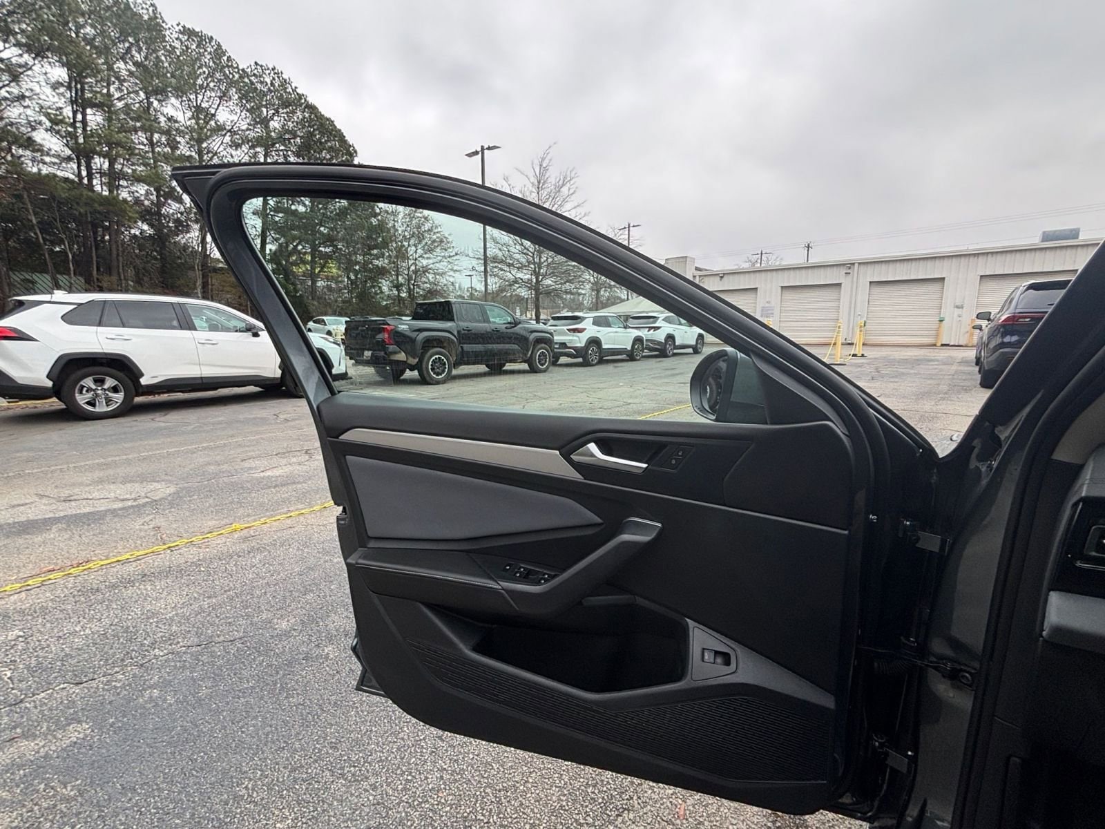 Thumbnail: 2025 Volkswagen Jetta - 20