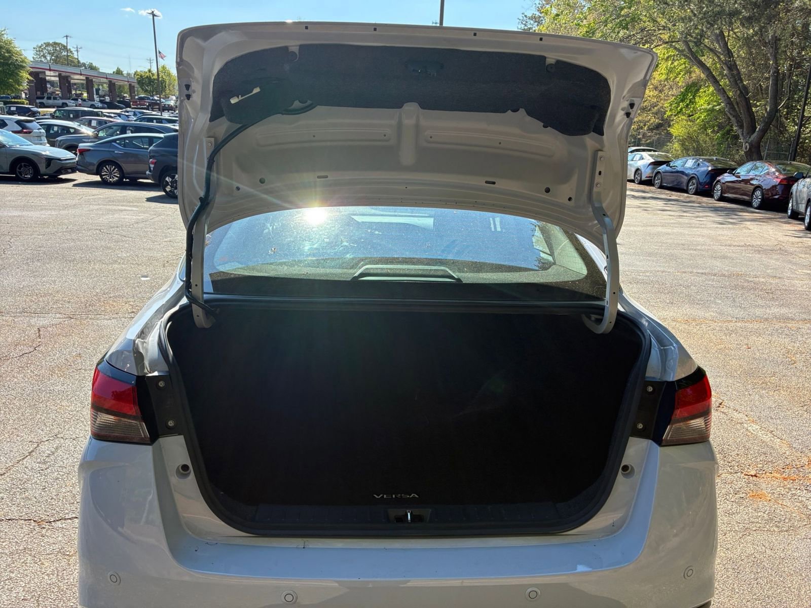 Thumbnail: 2025 Nissan Versa - 32