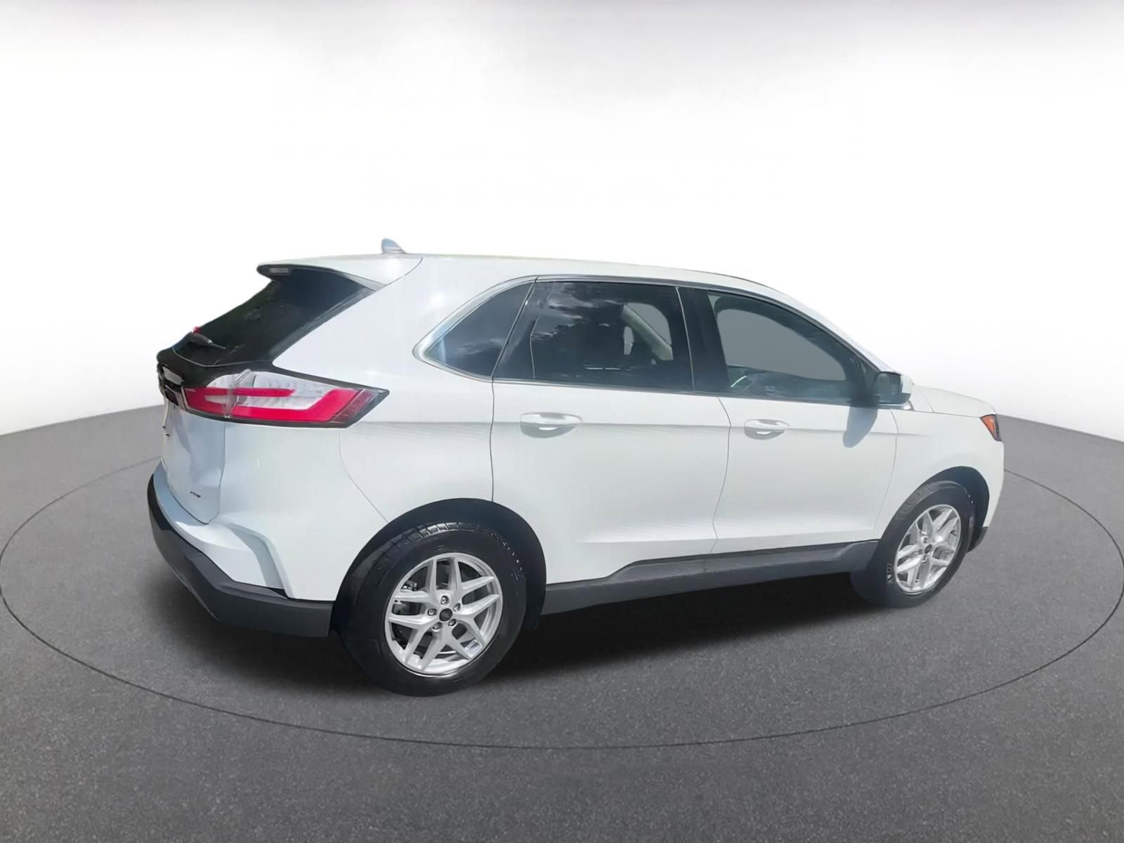 Thumbnail: 2024 Ford Edge - 15