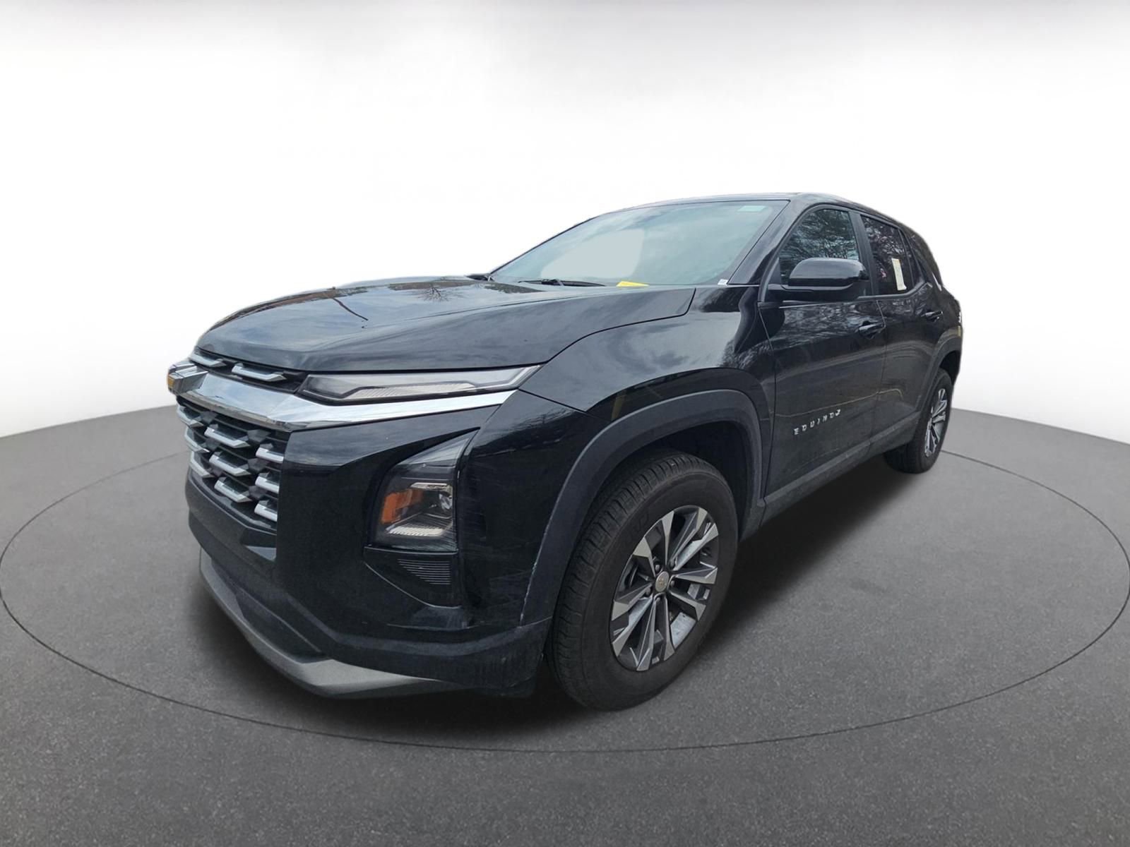 Thumbnail: 2025 Chevrolet Equinox - 3