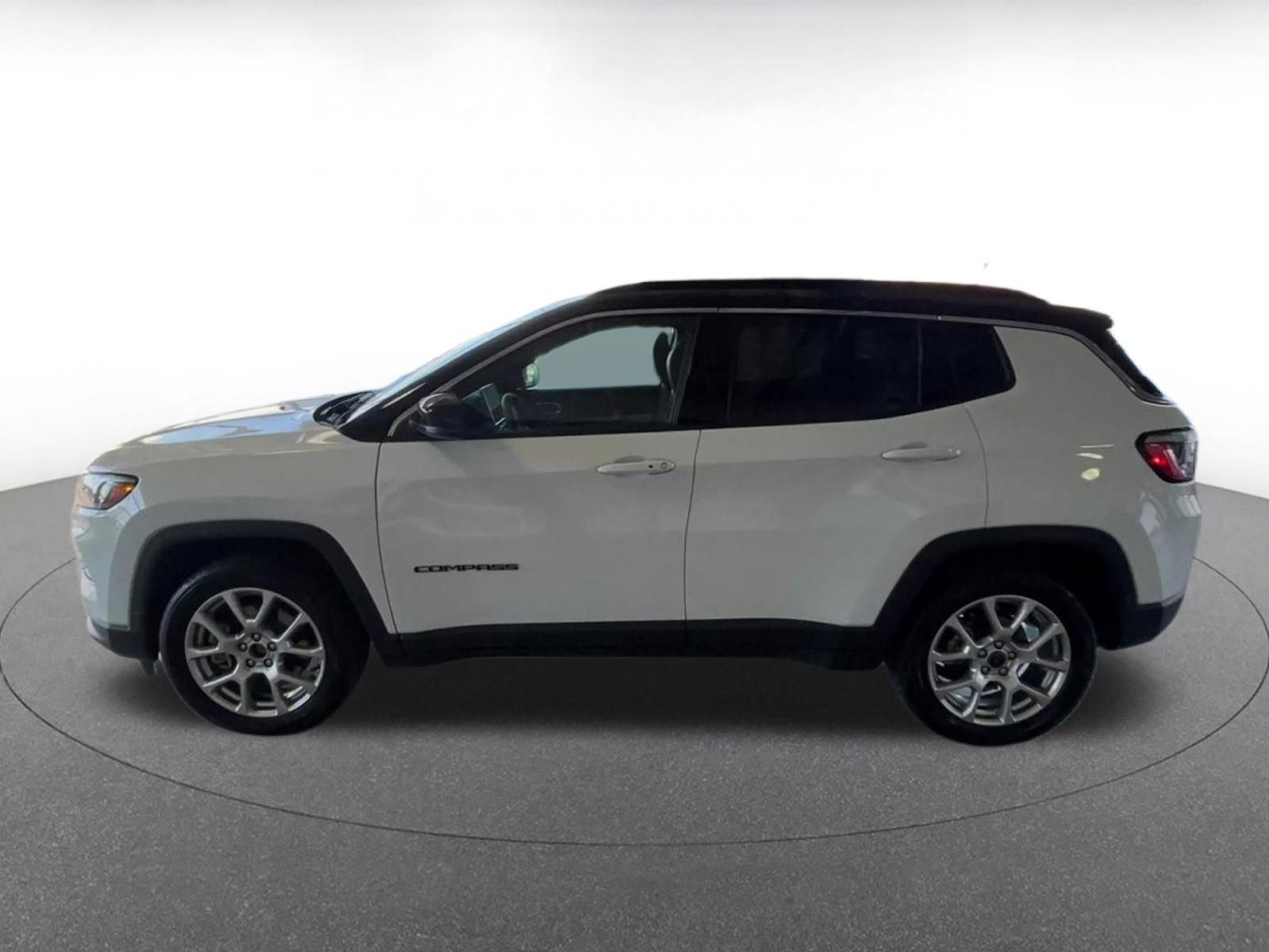 Thumbnail: 2025 Jeep Compass - 12