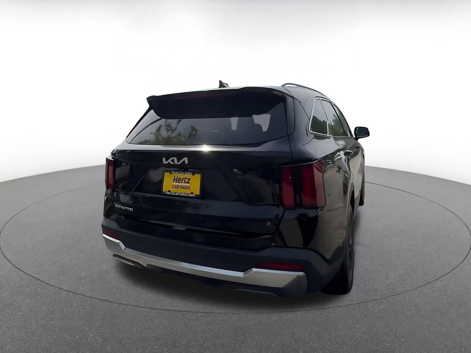 Thumbnail: 2024 Kia Sorento - 15