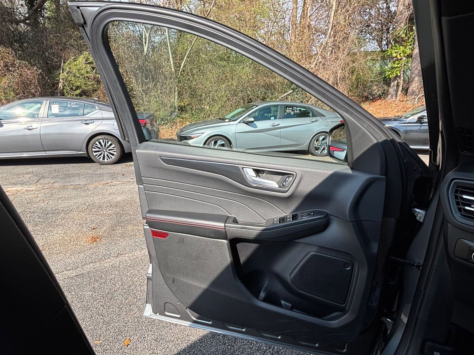 Thumbnail: 2025 Ford Escape - 18