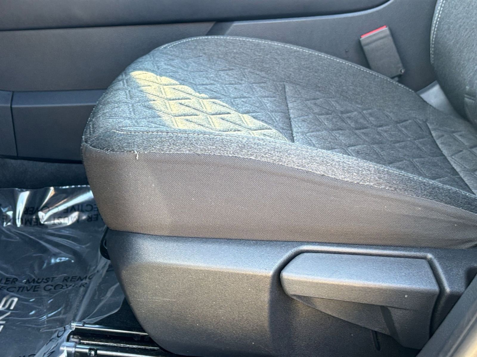 Thumbnail: 2025 Nissan Kicks - 30