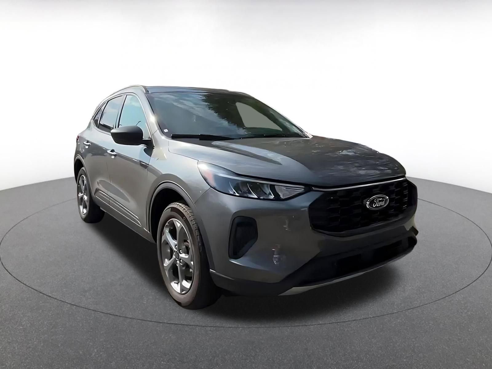 Thumbnail: 2025 Ford Escape - 3