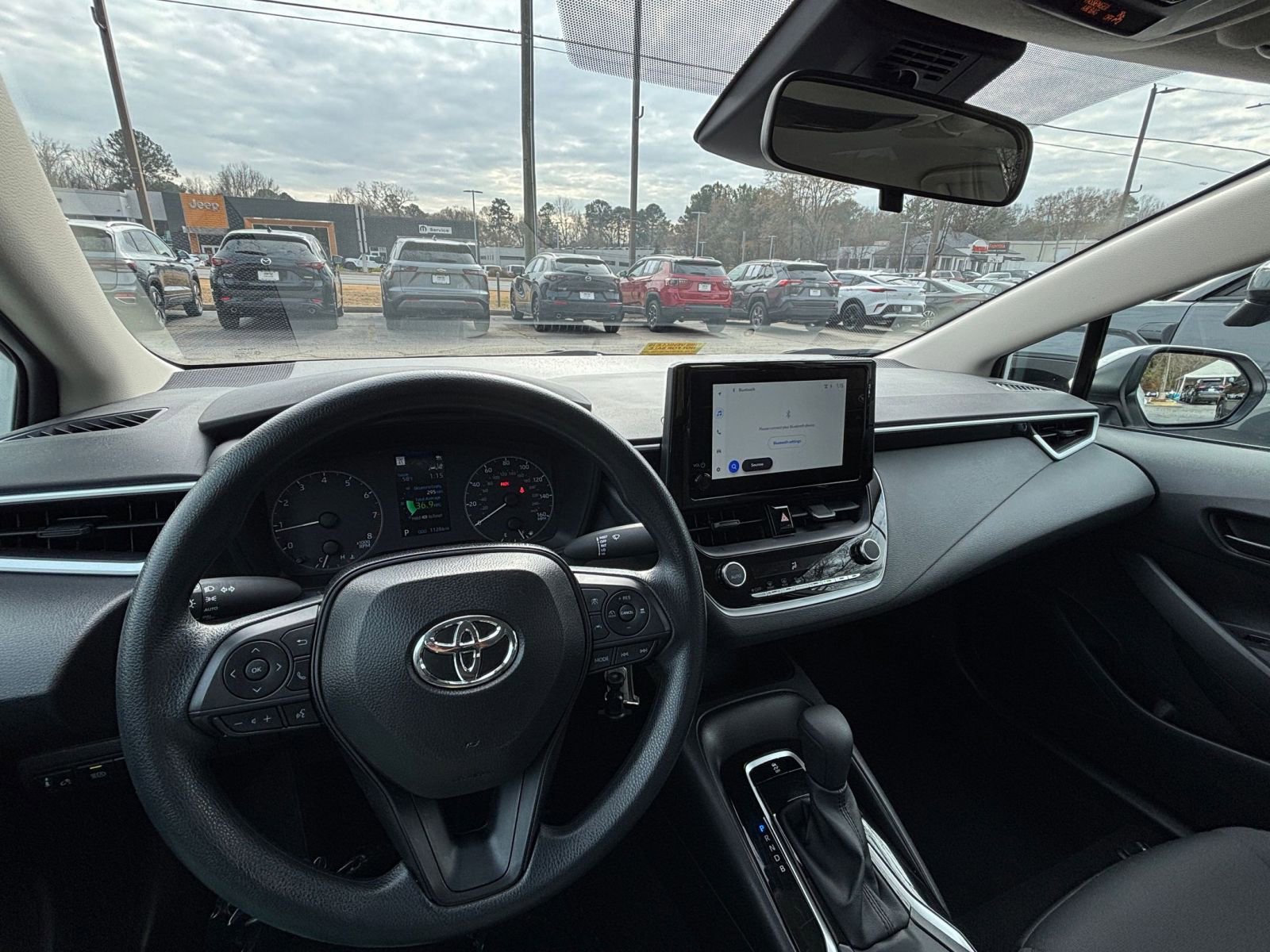 Thumbnail: 2025 Toyota Corolla - 33